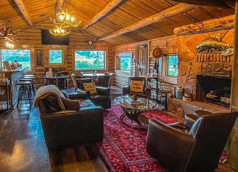 Living Water Guide - Hidden Canyon lodge